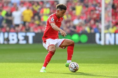 Brennan Johnson #20 of Nottingham Forest controls the ball