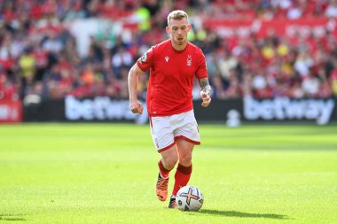 Lewis O'Brien #14 of Nottingham Forest in action during the game