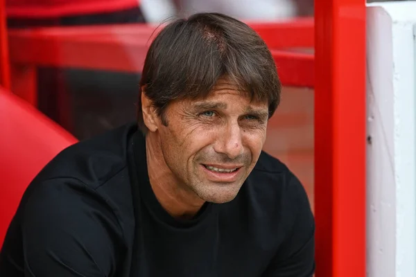 Antonio Conte Manager Tottenham Hotspurs Takes His Seat Dugout — Zdjęcie stockowe