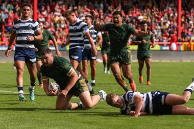 Zach Fishwick #34 of Hull KR scores his first try for Hull KR
