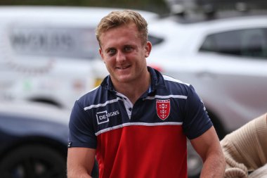 Jez Litten #14 of Hull KR arrives at Sewell Group Craven Park