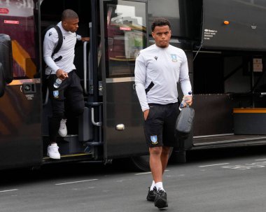 Leojo Davidson #12 of Sheffield Wednesday arrives at the ground 
