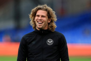 Mads Bech Srensen #29 of Brentford seen prior to kick off.  