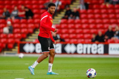 Rhian Brewster #7 of Sheffield United warms up before the Sky Bet Championship match Sheffield United vs Reading at Bramall Lane, Sheffield, UK, 30th August 2022