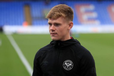 Keane Lewis-Potter #23 of Brentford seen prior to kick off. 