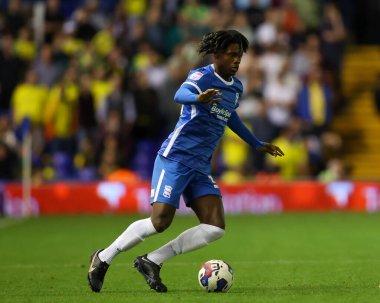 Tate Campbell #30 of Birmingham City dribbles the ball
