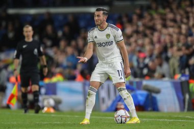 Jack Harrison #11 of Leeds United looks for a target to pass to during the Premier League match Leeds United vs Everton at Elland Road in Leeds, UK, 30th August 2022