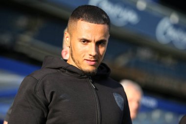Tyler Smith of Hull City arrives at the stadium
