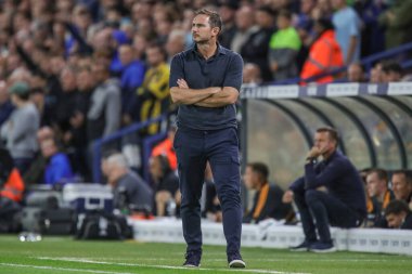 Frank Lampard manager of Everton looks on during the Premier League match Leeds United vs Everton at Elland Road in Leeds, UK, 30th August 2022