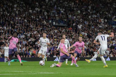 Jack Harrison #11 of Leeds United shoots at goal during the Premier League match Leeds United vs Everton at Elland Road in Leeds, UK, 30th August 2022
