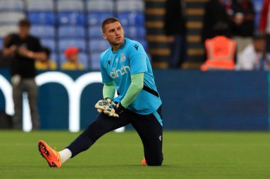 Sam Johnstone #21 of Crystal Palace stretching prior to kick off. 