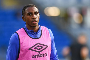 Amarii Bell #29 of Luton Town during the pre-game warmup  