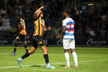 Tyler Smith #22 of Hull City celebrates his goal to make it 3-1
