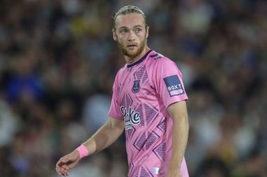 Tom Davies #26 of Everton during the Premier League match Leeds United vs Everton at Elland Road in Leeds, UK, 30th August 2022