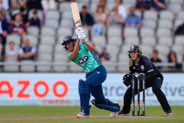 Suzie Bates of Oval Invincibles in batting action for the Oval Invincibles