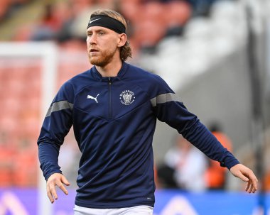 Josh Bowler #11 of Blackpool during the pre-game warmup