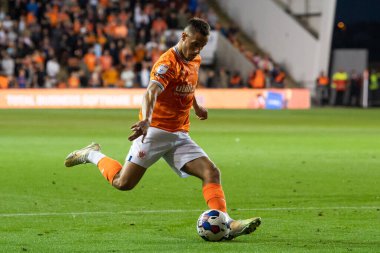 Jerry Yates #9 of Blackpool in action during the game