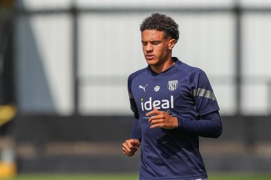 Ethan Ingram #34 of West Bromwich Albion during the pre-game warm up