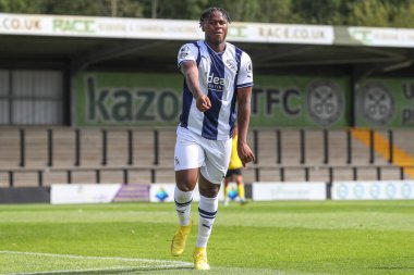 Reyes Cleary #28 of West Bromwich Albion celebrates his goal to make it 1-0