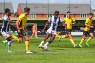 Mo Faal #40 of West Bromwich Albion runs with the ball