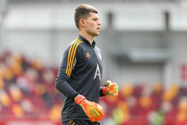Illan Meslier #1 of Leeds United during the Premier League match Brentford vs Leeds United at Brentford Community Stadium, London, United Kingdom, 3rd September 202