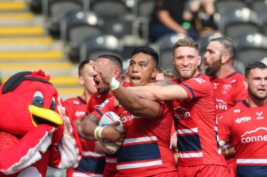 Albert Vete #8 of Hull KR celebrates his try during the Betfred Super League match Hull FC vs Hull KR at MKM Stadium, Hull, United Kingdom, 3rd September 202