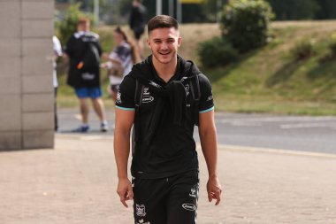 Ben McNamara #19 of Hull FC arrives at MKM Stadium, Hull, United Kingdom, 3rd September 202