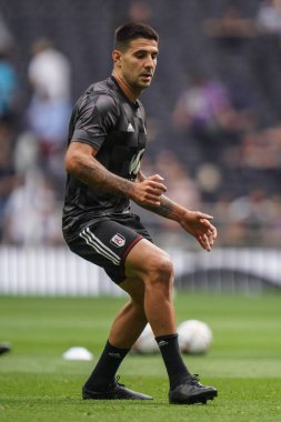 Aleksandar Mitrovi #9 of Fulham during the pre-game warmup before the Premier League match Tottenham Hotspur vs Fulham at Tottenham Hotspur Stadium, London, United Kingdom, 3rd September 2022