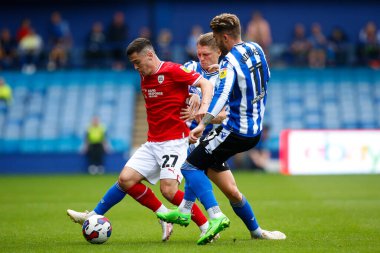 Josh Windass #11 of Sheffield Wednesday and George Byers #14 of Sheffield Wednesday challenge Jack Aitchison #27 of Barnsley during the Sky Bet League 1 match Sheffield Wednesday vs Barnsley at Hillsborough, Sheffield, United Kingdom, 3rd September 2