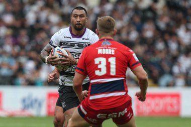 Ligi Sao #8 of Hull FC runs at Connor Moore #31 of Hull KR   during the Betfred Super League match Hull FC vs Hull KR at MKM Stadium, Hull, United Kingdom, 3rd September 202