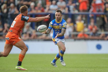 Richie Myler #16 of Leeds Rhinos in action during the Betfred Super League match Leeds Rhinos vs Castleford Tigers at Headingley Stadium, Leeds, United Kingdom, 3rd September 202