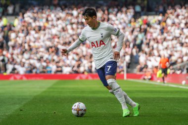 Son Heung-Min #7 of Tottenham Hotspur in action during the Premier League match Tottenham Hotspur vs Fulham at Tottenham Hotspur Stadium, London, United Kingdom, 3rd September 202