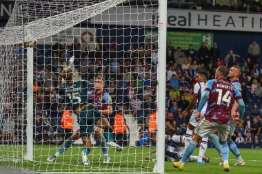 Brandon Michael Clarke Thomas-Asante #21 of West Bromwich Albion scores a goal to make it 1-1 during the Sky Bet Championship match West Bromwich Albion vs Burnley at The Hawthorns, West Bromwich, United Kingdom, 2nd September 202