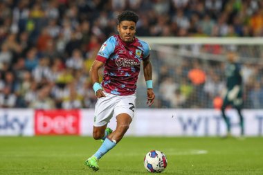 Ian Maatsen #29 of Burnley runs with the ball during the Sky Bet Championship match West Bromwich Albion vs Burnley at The Hawthorns, West Bromwich, United Kingdom, 2nd September 202