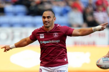 Thomas Leuluai #7 of Wigan Warriors who announced his retirement this week warms up before the Betfred Super League match Wigan Warriors vs Catalans Dragons at DW Stadium, Wigan, United Kingdom, 2nd September 202