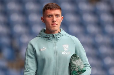 Dara O'Shea #4 of West Bromwich Albion arrives at the game ahead of the Sky Bet Championship match West Bromwich Albion vs Burnley at The Hawthorns, West Bromwich, United Kingdom, 2nd September 202