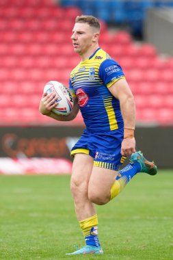 George Williams #7 of Warrington Wolves runs in a try during the Betfred Super League match Salford Red Devils vs Warrington Wolves at AJ Bell Stadium, Eccles, United Kingdom, 3rd September 202