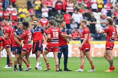 Danny McGuire Interim Head Coach of Hull KR celebrates with his team at the end of the Betfred Super League match Hull FC vs Hull KR at MKM Stadium, Hull, United Kingdom, 3rd September 202