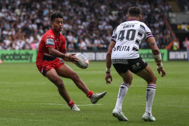 Phoenix Laulu-Togaga'e #29 of Hull KR gets his pass away during the Betfred Super League match Hull FC vs Hull KR at MKM Stadium, Hull, United Kingdom, 3rd September 202