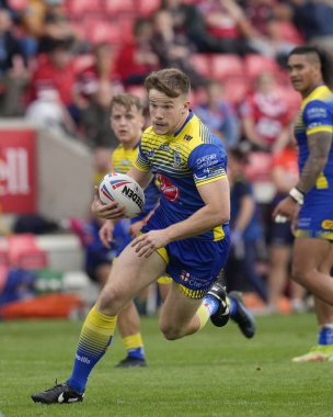 Luke Thomas #38 of Warrington Wolves during the Betfred Super League match Salford Red Devils vs Warrington Wolves at AJ Bell Stadium, Eccles, United Kingdom, 3rd September 202