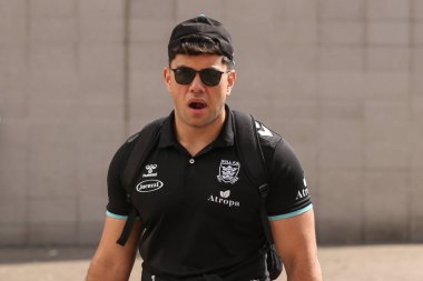 Andre Savelio #11 of Hull FC arrives at MKM Stadium, Hull, United Kingdom, 3rd September 202