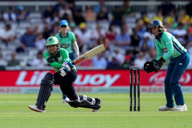 Southern Brave's Sophia Dunkley during the The Hundred Women's Final Oval Invincibles Women vs Southern Brave Women at The Kia Oval, London, United Kingdom, 3rd September 202
