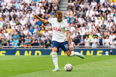 Harry Kane #10 of Tottenham Hotspur during the Premier League match Tottenham Hotspur vs Fulham at Tottenham Hotspur Stadium, London, United Kingdom, 3rd September 202