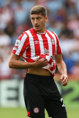 Vitaly Janelt #27 of Brentford during the Premier League match Brentford vs Leeds United at Brentford Community Stadium, London, United Kingdom, 3rd September 202