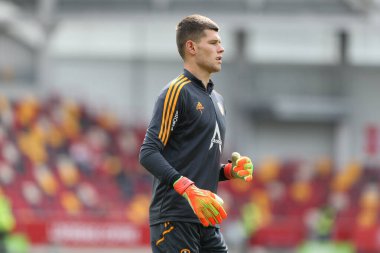 Illan Meslier #1 of Leeds United warms up during the Premier League match Brentford vs Leeds United at Brentford Community Stadium, London, United Kingdom, 3rd September 202