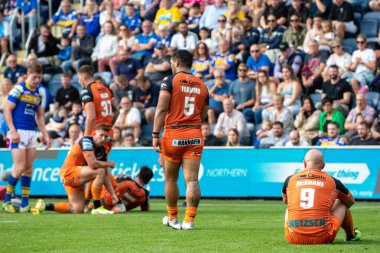 A dejected Paul McShane #9 of Castleford Tigers during the Betfred Super League match Leeds Rhinos vs Castleford Tigers at Headingley Stadium, Leeds, United Kingdom, 3rd September 202
