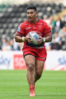 Albert Vete #8 of Hull KR makes a break during the Betfred Super League match Hull FC vs Hull KR at MKM Stadium, Hull, United Kingdom, 3rd September 202