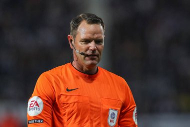 Referee James Linington during the Sky Bet Championship match West Bromwich Albion vs Burnley at The Hawthorns, West Bromwich, United Kingdom, 2nd September 202
