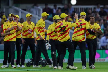 Trent Rockets' Samit Patel celebrates after dismissing  Manchester Originals' Paul Walter with teammates during the The Hundred Mens Final Trent Rockets v Manchester Originals at Trent Bridge, Nottingham, United Kingdom, 3rd September 202