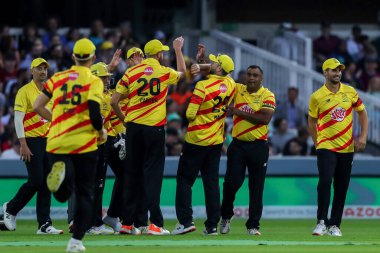 Trent Rockets' Samit Patel celebrates after dismissing  Manchester Originals' Paul Walter with teammates during the The Hundred Mens Final Trent Rockets v Manchester Originals at Trent Bridge, Nottingham, United Kingdom, 3rd September 202